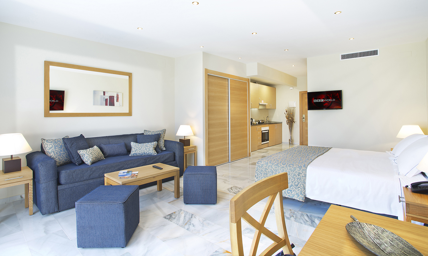 Garden Suites are located on the ground floor of the hotel and have swimming pool views