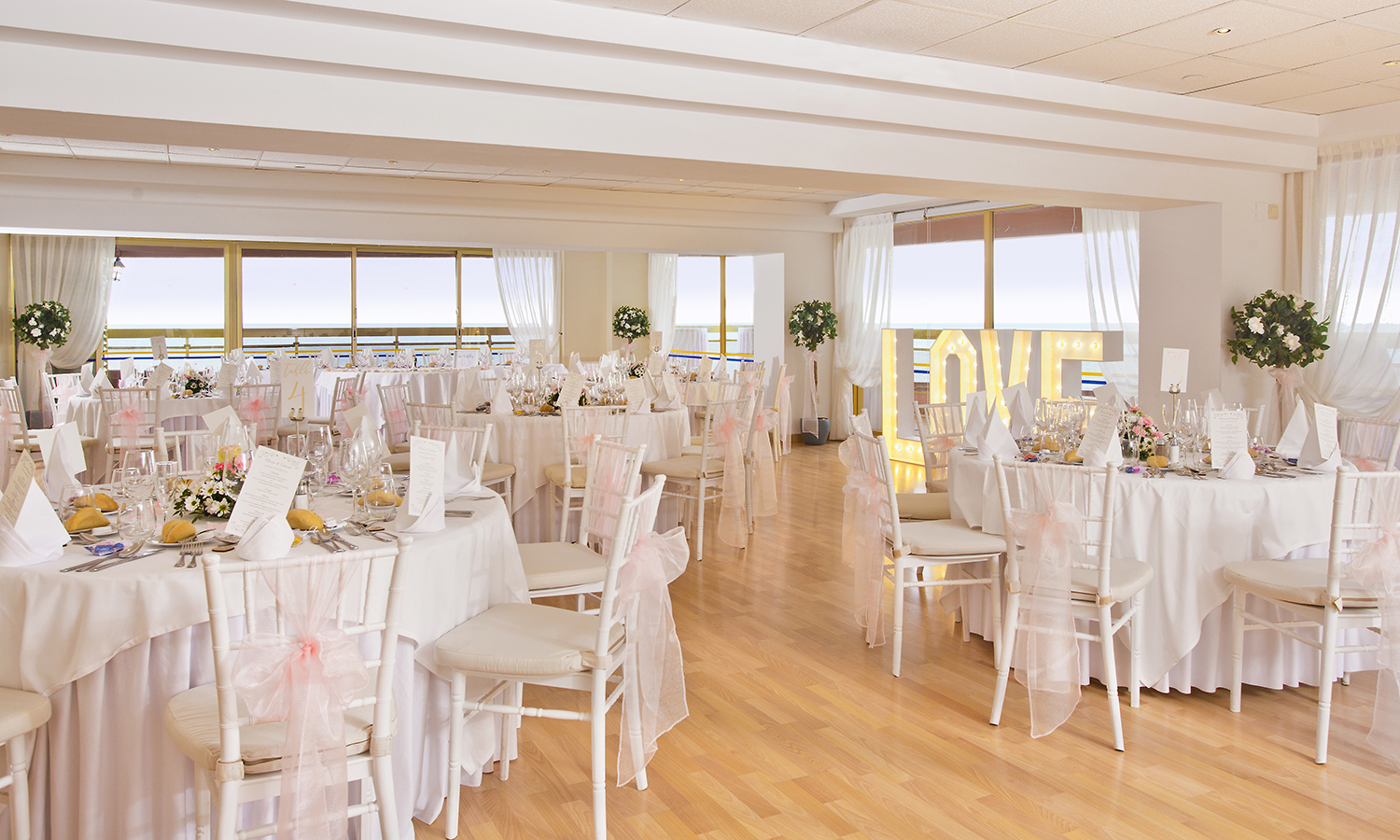 Sala Málaga - Banquet room ready for a Wedding